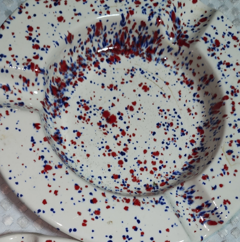 CERAMIC NWOT SPECKLED ROUND HOMEMADE ASHTRAYS. SET OF 3 - Picture 4 of 6